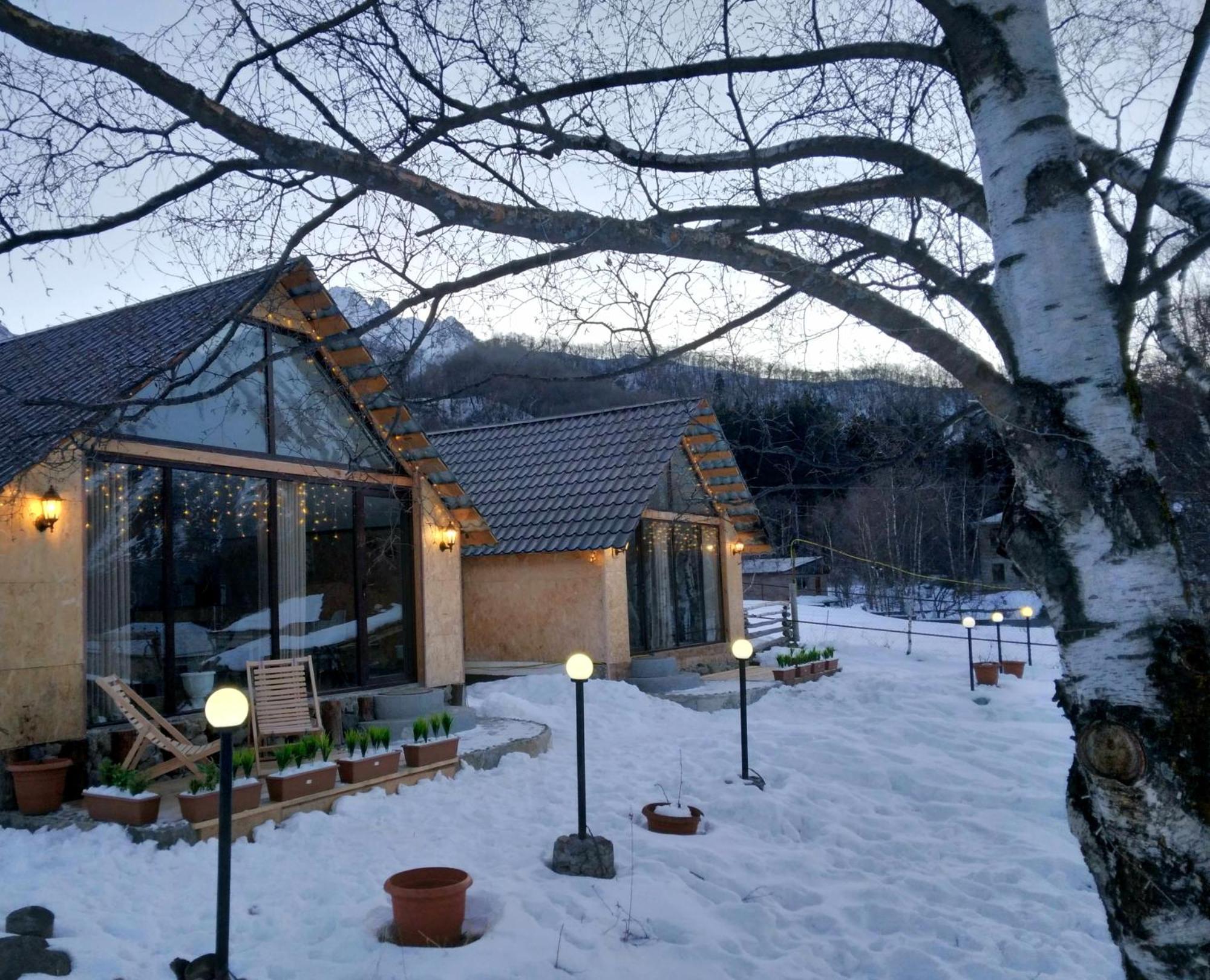 Kazbegi Cottages Qabarjina מראה חיצוני תמונה